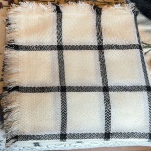 Large blanket scarf